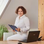 Dipl.-Betriebswirtin (FH), Prokuristin, Bankkauffrau